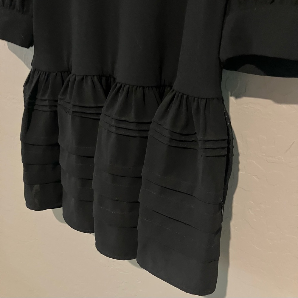 Gracia Short Sleeve Ruffles Pleats Tiered Babydoll Black Dress Women's Sz M - Picture 4 of 11
